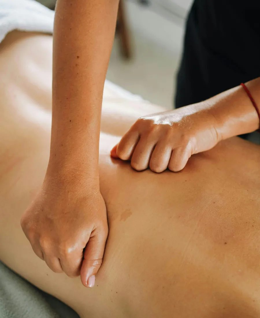 Massage des épaules en profondeur